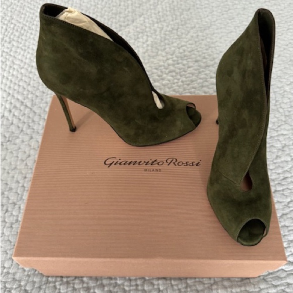 Gianvito Rossi Olive Suede Peep-Toe Heels